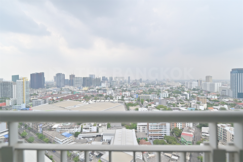 Life@Ladprao 18 Unit Priced Below Market near MRT Lat Phrao Station