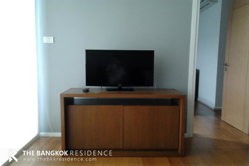 Beautiful Room, Good Condition Wind Sukhumvit 23 near MRT Sukhumvit Station