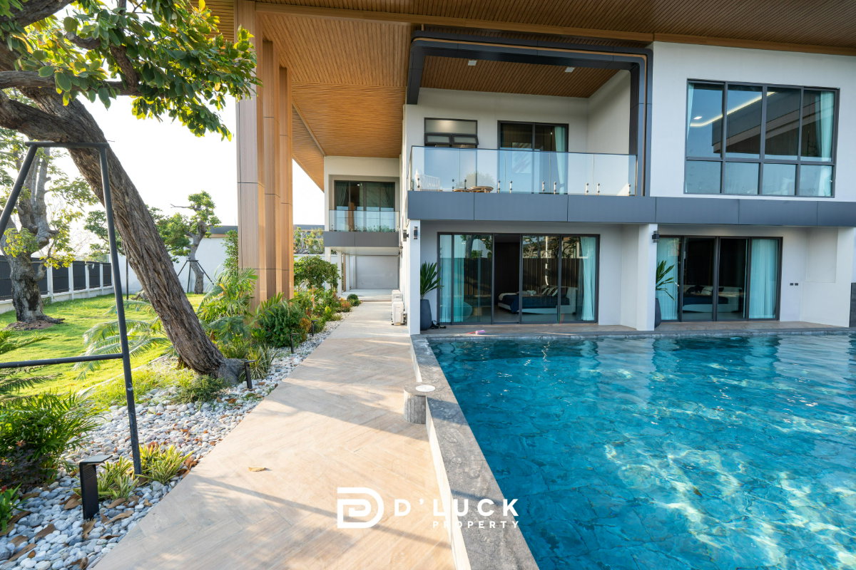 รูป ขายวิลล่าหรู ระดับ 𝐔𝐥𝐭𝐫𝐚-𝐋𝐮𝐱𝐮𝐫𝐲 ในพัทยา 8 ห้องนอน วิวทะเลสาบ - รูปที่ 48/48