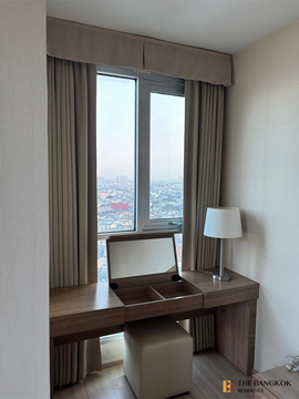 RHYTHM Sathorn Start your comfort here near BTS Saphan Taksin