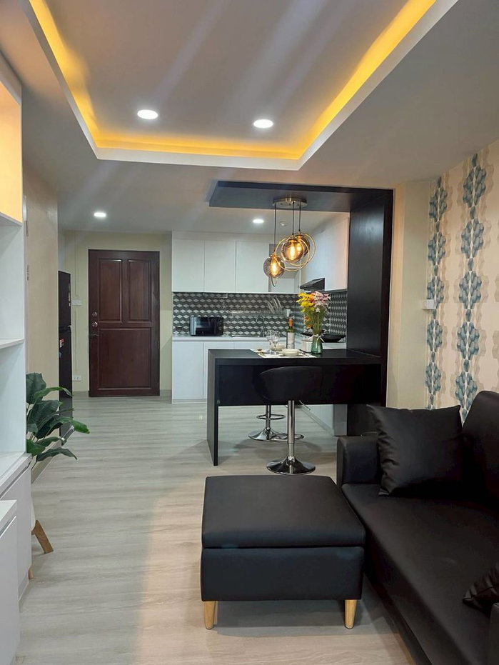 picture  Laem Chabang Tower Contact (Khun Spoy): 099-690-3486 - 4/12