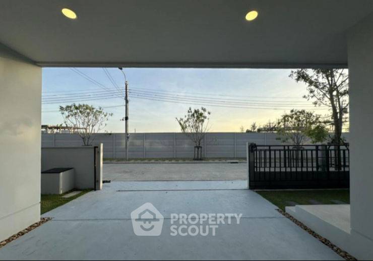 รูป บ้าน 4-ห้องนอน ใน บางแก้ว (ID 2725598) - รูปที่ 6/25