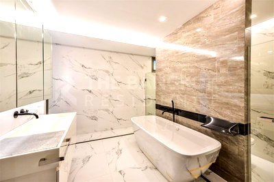 Condos for rent : 333 Riverside near MRT Bang Pho Station Luxury Unit, Ready for You Without the Wait