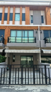รูปภาพ ✨ให้เช่า Town House Eigen Pattanakarn 99 ✨LineID: @Propvel (มี@ ข้างหน้า)✨