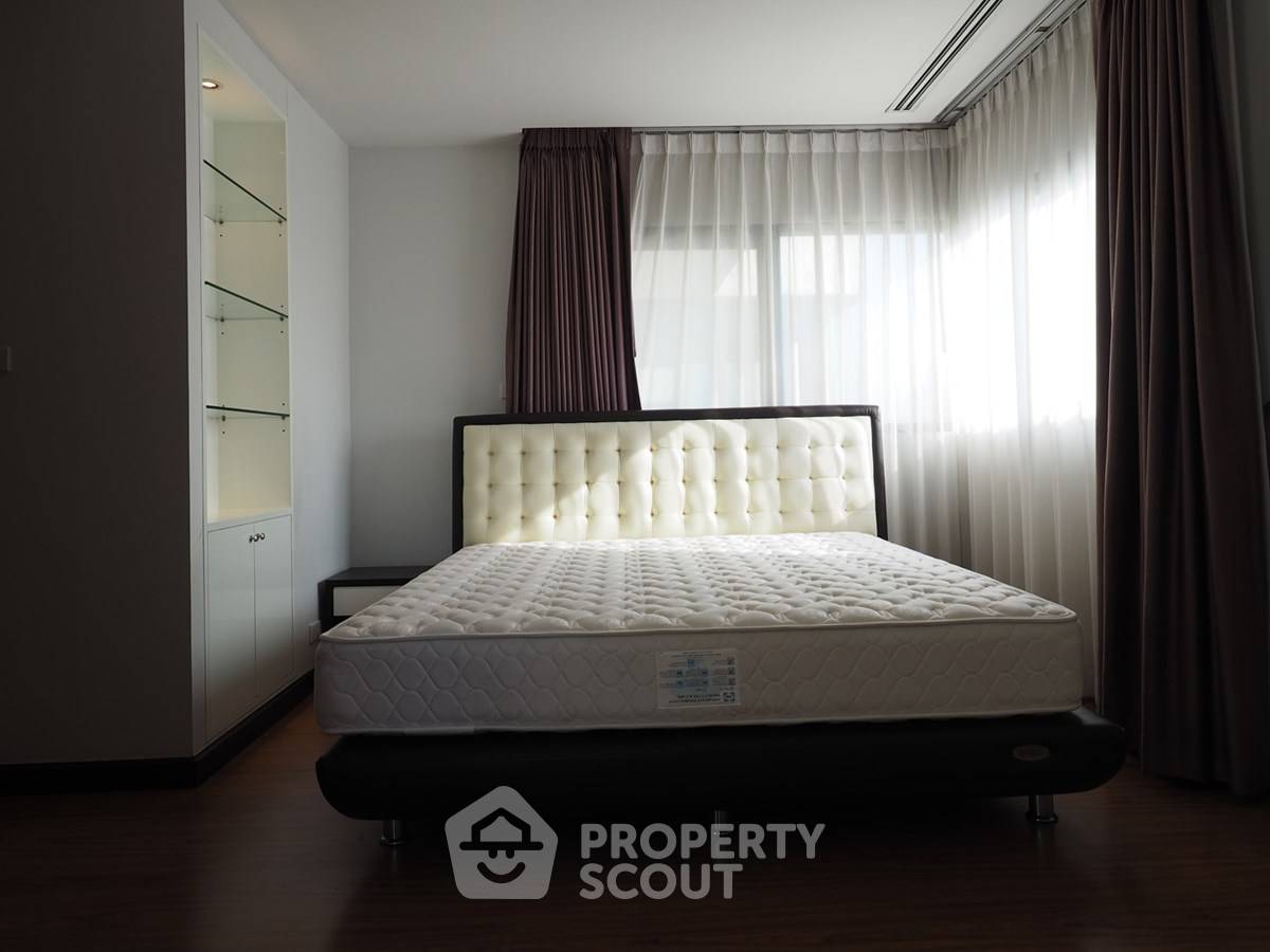 รูป คอนโด 3-ห้องนอน ที่ สาธร การ์เด้นส์ ใกล้ MRT สีลม (ID 2874586) - รูปที่ 18/27