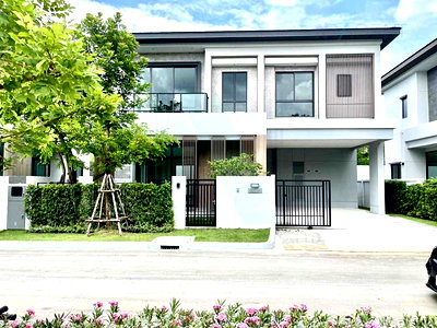 เช่าบ้านเดี่ยว วิทยาลัยพณิชยการบางนา : 📌 ให้เช่าบ้านเดี่ยว 2 ชั้น บางกอก บูเลอวาร์ด บางนา กม.5 4 ห้องนอน 4 ห้องน้ำ