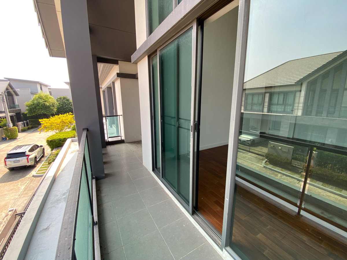 รูป ขายบ้านเดี่ยวไซส์ใหญ่ Bangkok Boulevard พระราม 9 สภาพใหม่ 4 นอน 4 น้ำ 16.9ลบ. - รูปที่ 13/42
