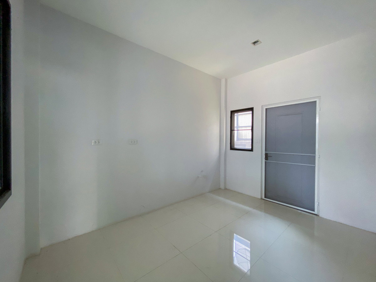 รูป ขายบ้านเดี่ยวไซส์ใหญ่ Bangkok Boulevard พระราม 9 สภาพใหม่ 4 นอน 4 น้ำ 16.9ลบ. - รูปที่ 30/42