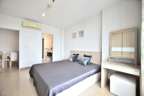 Special unit at an attractive price Life@Ratchada - Huaikhwang near MRT Huai Khwang Station
