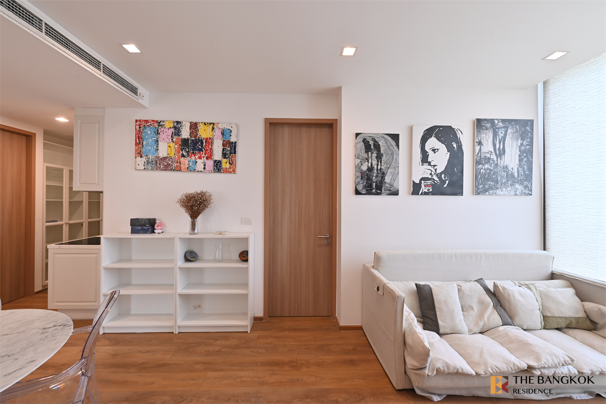 picture Noble BE33  Full-featured common area - 8/10