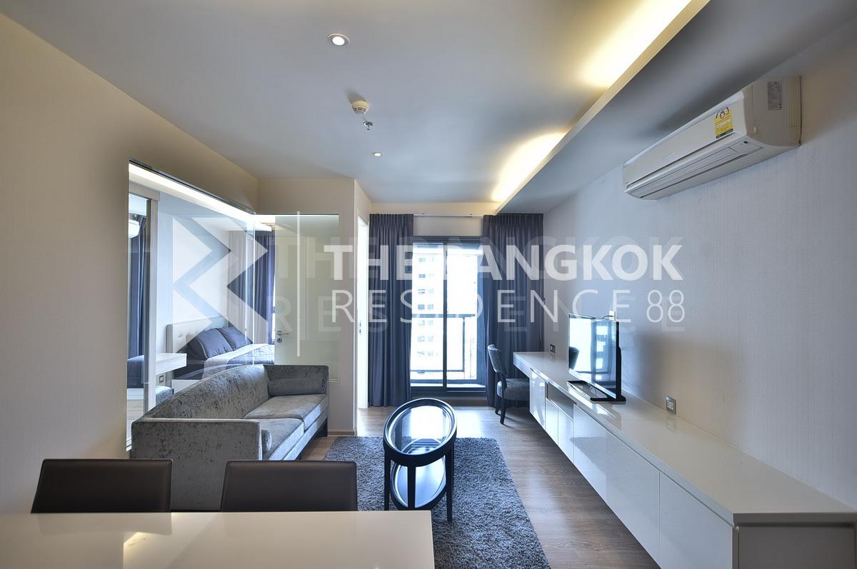 รูป เอช สุขุมวิท 43 คอนโดมิเนียม  สะดวกสบายพร้อมเข้าอยู่ - รูปที่ 2/10