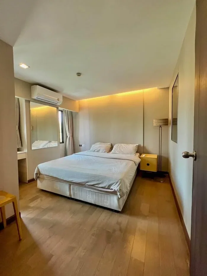 picture A034540 Tidy Thonglor - 7/8