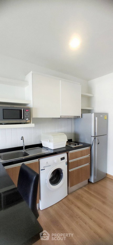 picture 1-BR Condo at The Seed Musee Sukhumvit 26 near BTS Phrom Phong (ID 2875556) - 3/8