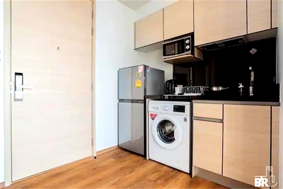Condos for sale : Park 24 Move-in Ready, Just Bring Your Stuff