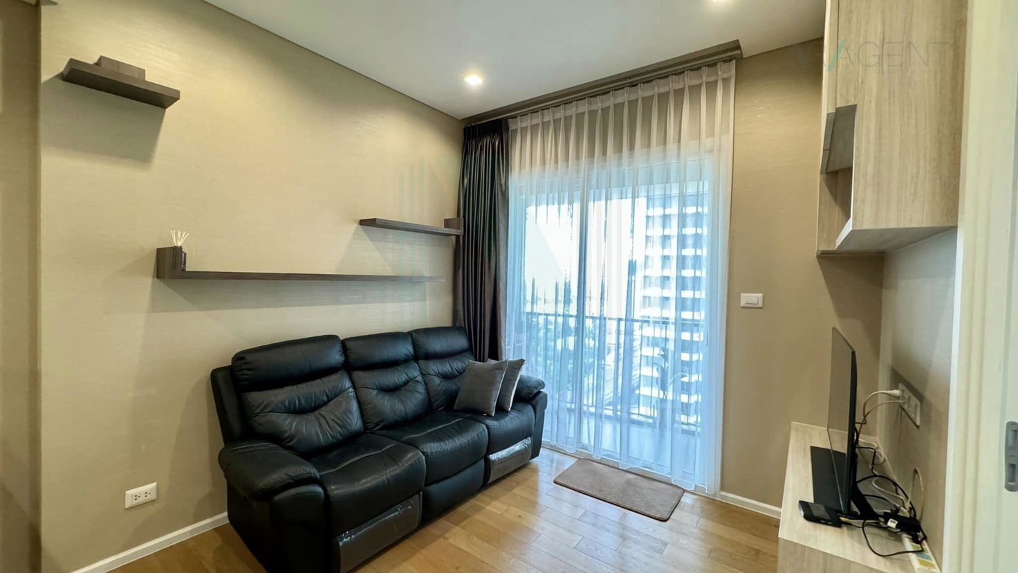 รูป ให้เช่าคอนโด เดอะ เซนต์ เรสิเดนเซส อาคาร A ชั้น 28 1 ห้องนอน ขนาด 41 ตรม ใกล้ ห้าแยกลาดพร้าว - รูปที่ 1/8