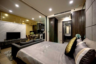 Condos for rent : 🎊 For Rent Condo ASHTON ASOKE Building 1, Floor 18,1 bed room, Room size 35.00 sqm