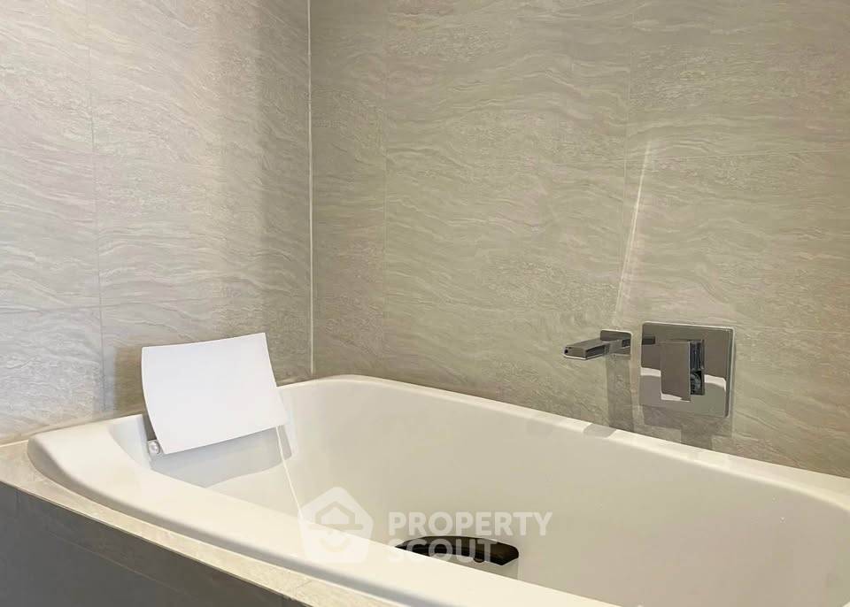 picture 2-BR Condo at Maru Ekkamai 2 near BTS Ekkamai (ID 2877508) - 5/8