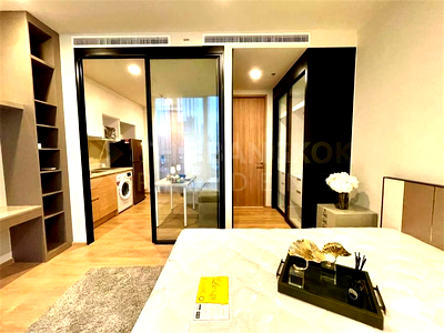Condos for sale : Noble Around Sukhumvit 33 Condo in CBD, Below Market Price