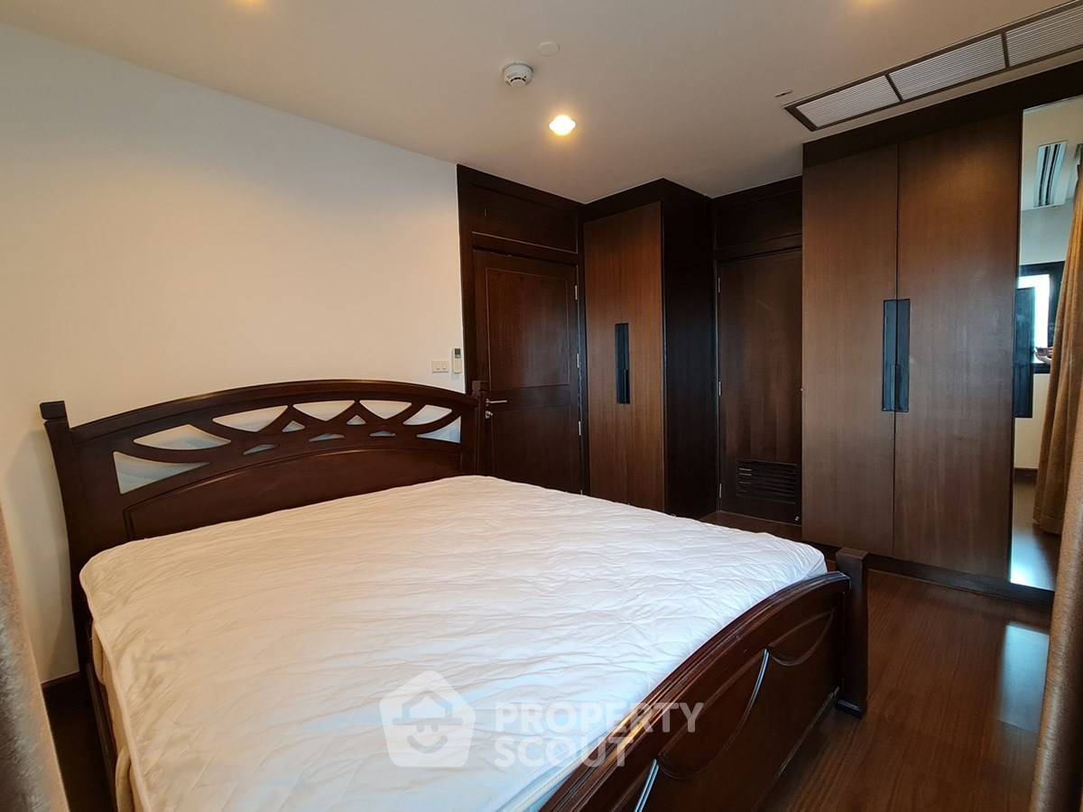 รูป คอนโด 3-ห้องนอน ที่ สาธร การ์เด้นส์ ใกล้ MRT สีลม (ID 2874071) - รูปที่ 18/22