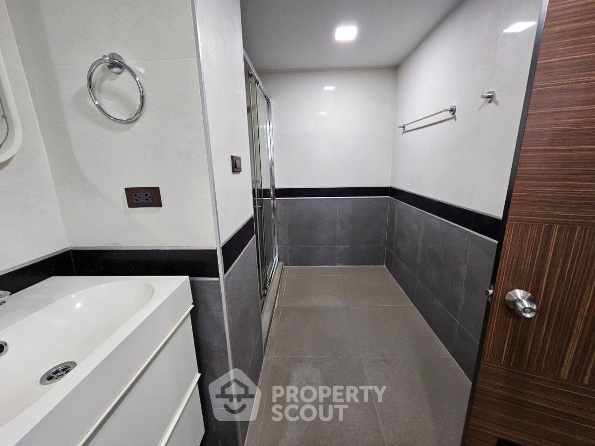 รูป คอนโด 2-ห้องนอน ที่ อเวนิว 61 คอนโดมิเนียม ใกล้ BTS ทองหล่อ (ID 2875115) - รูปที่ 11/11