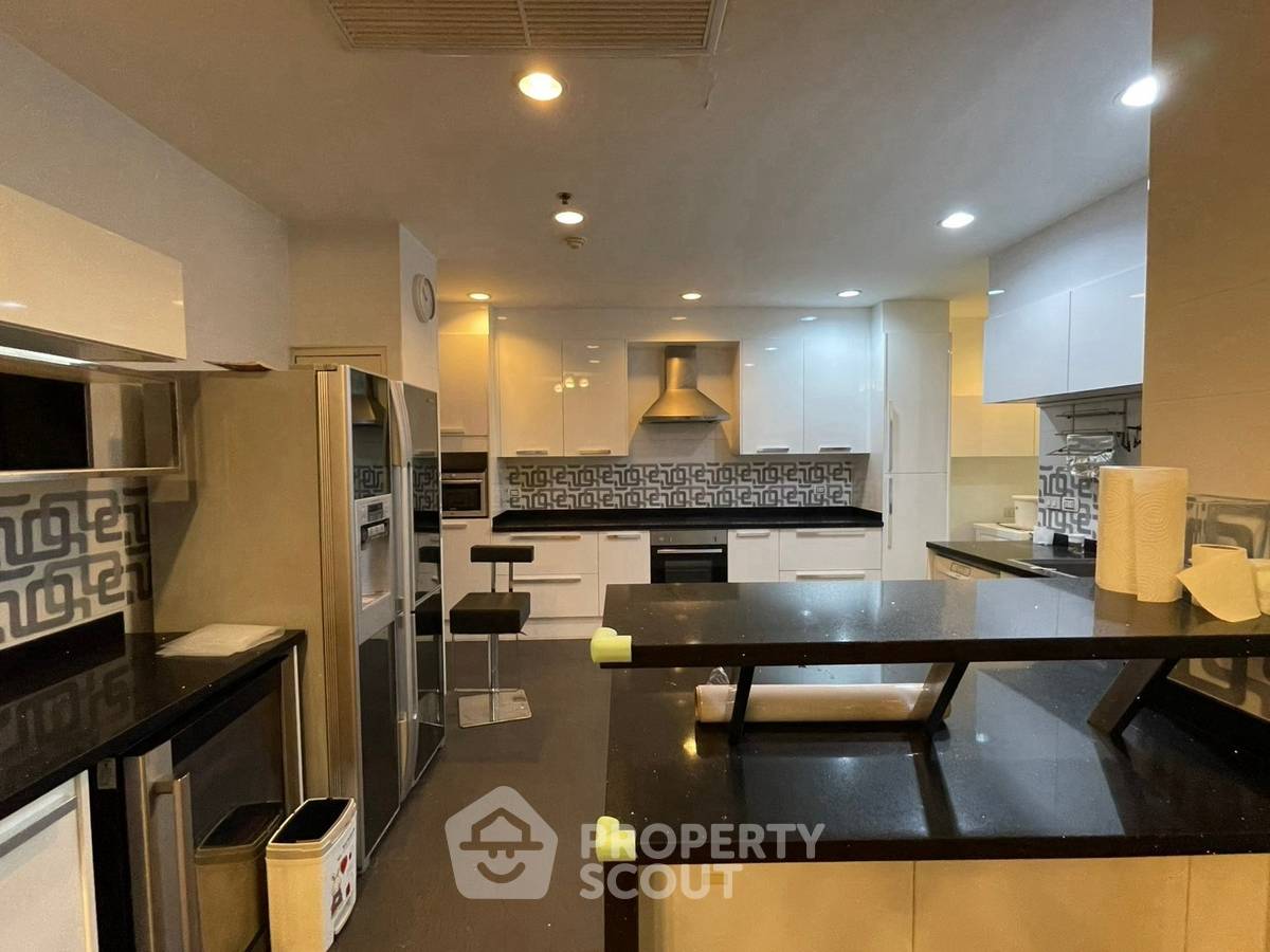 picture 2-BR Condo at The Madison near BTS Phrom Phong (ID 2872519) - 5/20