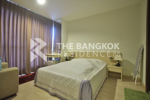 Condo in Business District RHYTHM Ratchada near MRT Ratchadaphisek Station