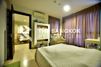 Condos for sale : Condo in Business District RHYTHM Ratchada near MRT Ratchadaphisek Station