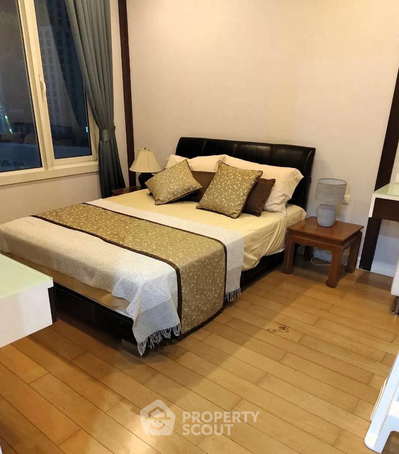 รูป คอนโด 2-ห้องนอน ที่ แมนฮัตตัน ชิดลม ใกล้ BTS ชิดลม (ID 2873790) - รูปที่ 7/9