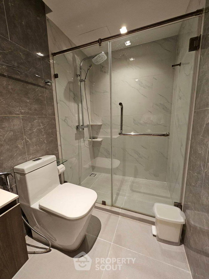 picture 1-BR Condo at Lloyd Soonvijai-Thonglor in Bang Kapi (ID 2857949) - 10/15