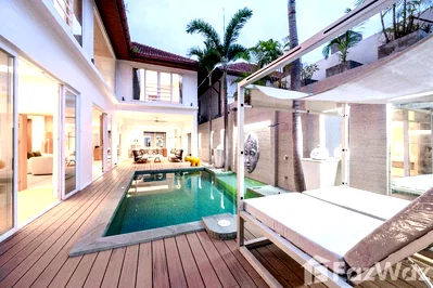 Houses for sale Chonburi : Newly Renovated Villa in Pratumnak, close to the beach 2013023