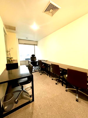 Office for rent BTS Chit Lom : WS7384 ✨ Private Office in the heart of Ploenchit. Rent only 32,500 THB/month 📣👜