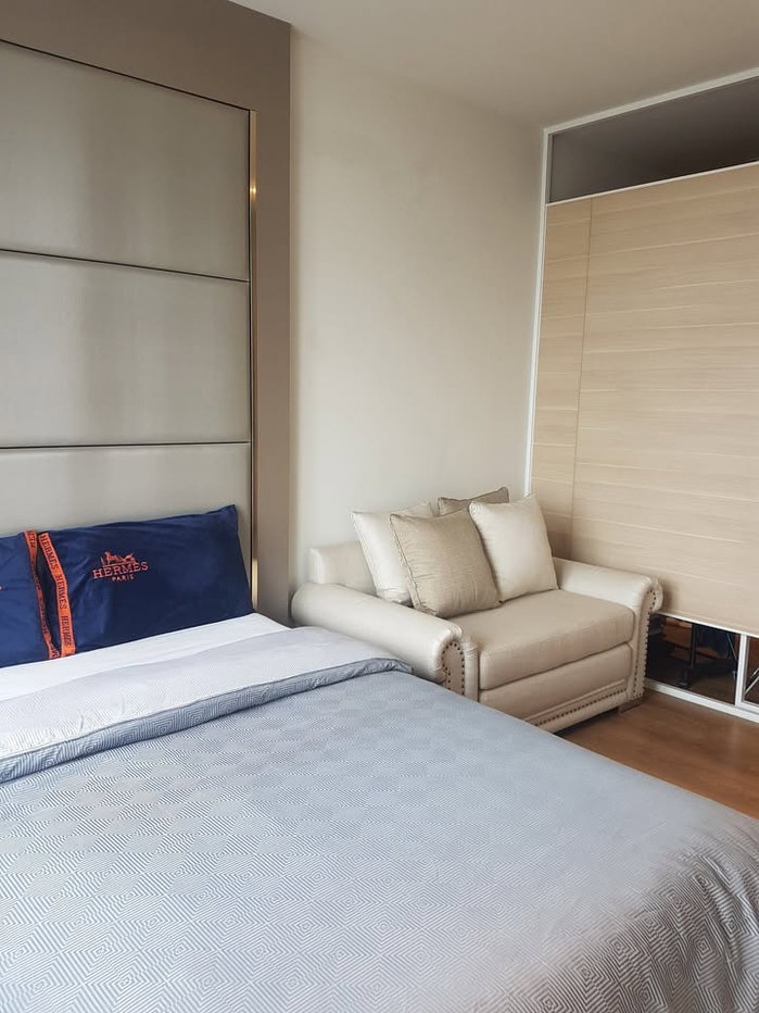 picture Condo for Rent at Park 24 (F6905010) - 2/4