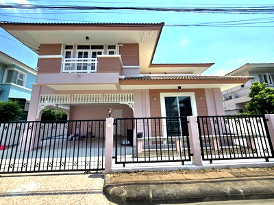 Houses for rent ดรีมเวิลด์ : FOR RENT  HOUSE PROPERTY  19000 BAHT per MONTH
