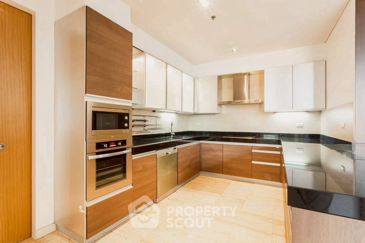 picture 3-BR Condo at Domus Condominium near BTS Asok (ID 2875786) - 7/16