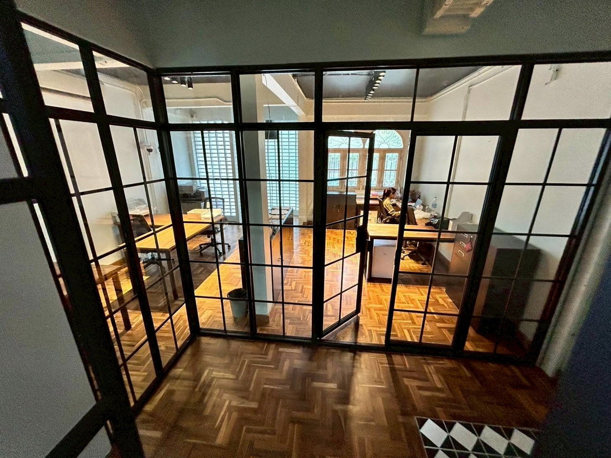รูป LTH15320 – Home Office House Pet-Friendly for Rent Sathorn | City Lifestyle Best Value | Near BTS Chong Nonsi | 150,000 THB - รูปที่ 5/5
