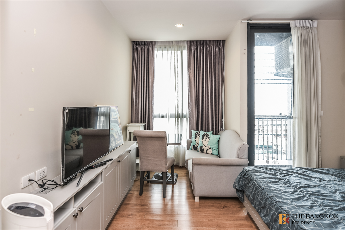 picture The Editor near BTS Saphan Khwai Special unit at an attractive price - 5/9