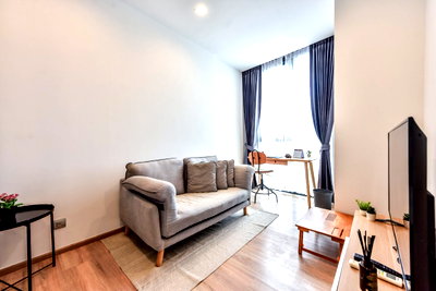 Condos for rent : [RENT] ST0897   THE LINE Phahonyothin Park       (ID with @in front, LINE ID:  @idhomeland)