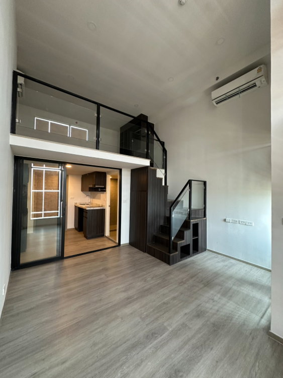 picture Only 10 units left! Pet-friendly 🐶😺 Duplex condo near the MRT Pink Line. - 3/16