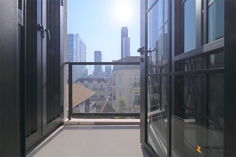 The Reserve Sukhumvit 61 Ready-to-move-in Condo, Great Value