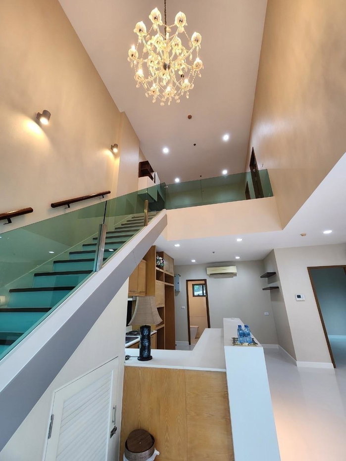 รูป ห้องชุดบรรยากาศบ้านเดี่ยว 2 ชั้น ราคาถูกที่สุดและหรูที่สุดในโครงการ ขายคอนโดหรูติดทะเล Duplex 2 ชั้น 187.3 ตร.ม คาซาลูน่า พาราดิโซ | #TPI-2727 - รูปที่ 9/15