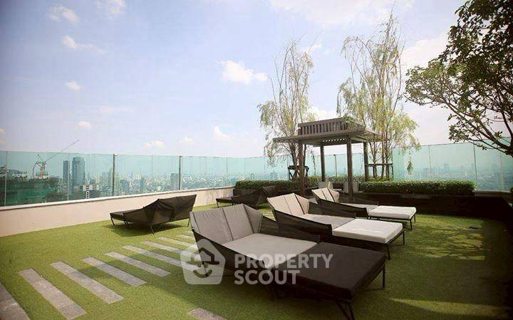 รูป คอนโด 1-ห้องนอน ที่ ริธึ่ม สาทร ใกล้ BTS สะพานตากสิน (ID 2359582) - รูปที่ 16/19