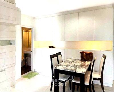 Condos for sale : 2-BR Condo at Aspire Sukhumvit 48 near BTS Phra Khanong (ID 2818289)