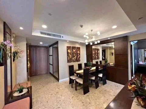 A035030 Hampton Thonglor 10