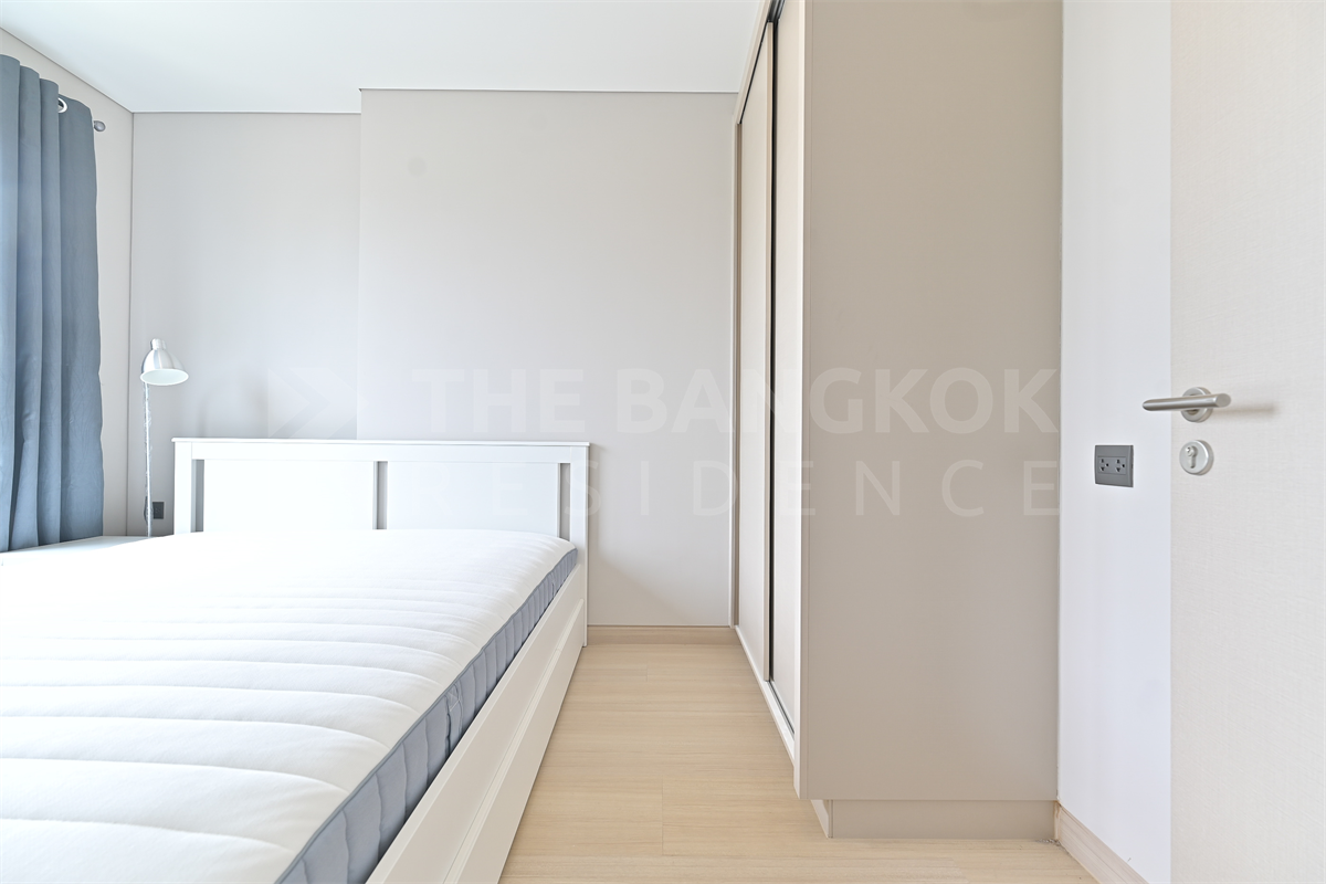 picture Lumpini Suite Phetchaburi - Makkasan  Premium Unit Close to All Conveniences - 10/10