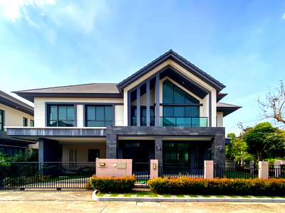 ขายบ้านเดี่ยว : ขายบ้านเดี่ยวไซส์ใหญ่ Bangkok Boulevard พระราม 9 สภาพใหม่ 4 นอน 4 น้ำ 16.9ลบ.