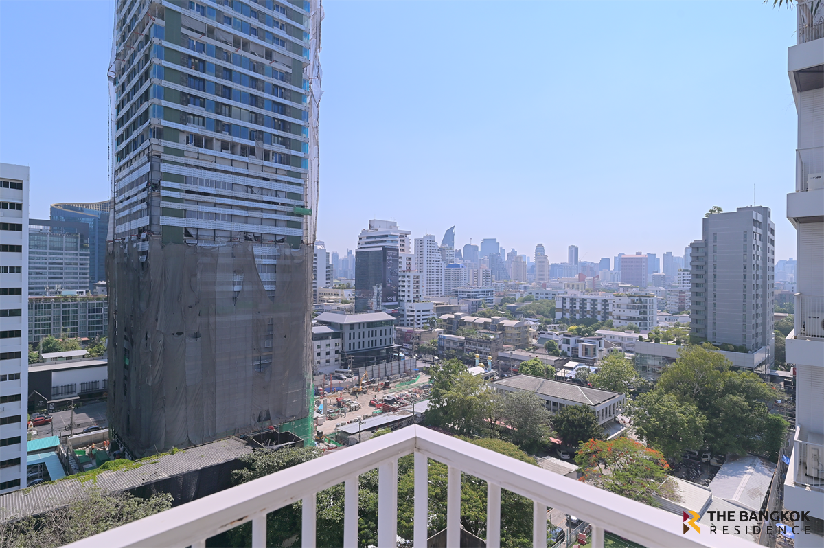 picture Noble Ora Thonglor Luxury Condo in Central City Location - 4/10
