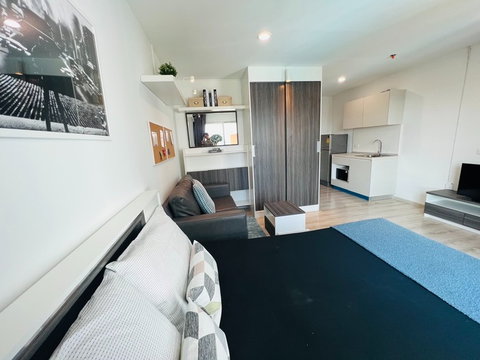 🎉Studio room for rent , 9,000 baht/month (available from 16/5/69). Chewathai Phetkasem 27 Condo, opposite Siam University // 0653562745 The Toy🎉