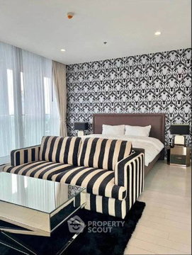 3-BR Condo at Noble Ploenchit near BTS Phloen Chit (ID 2877823)