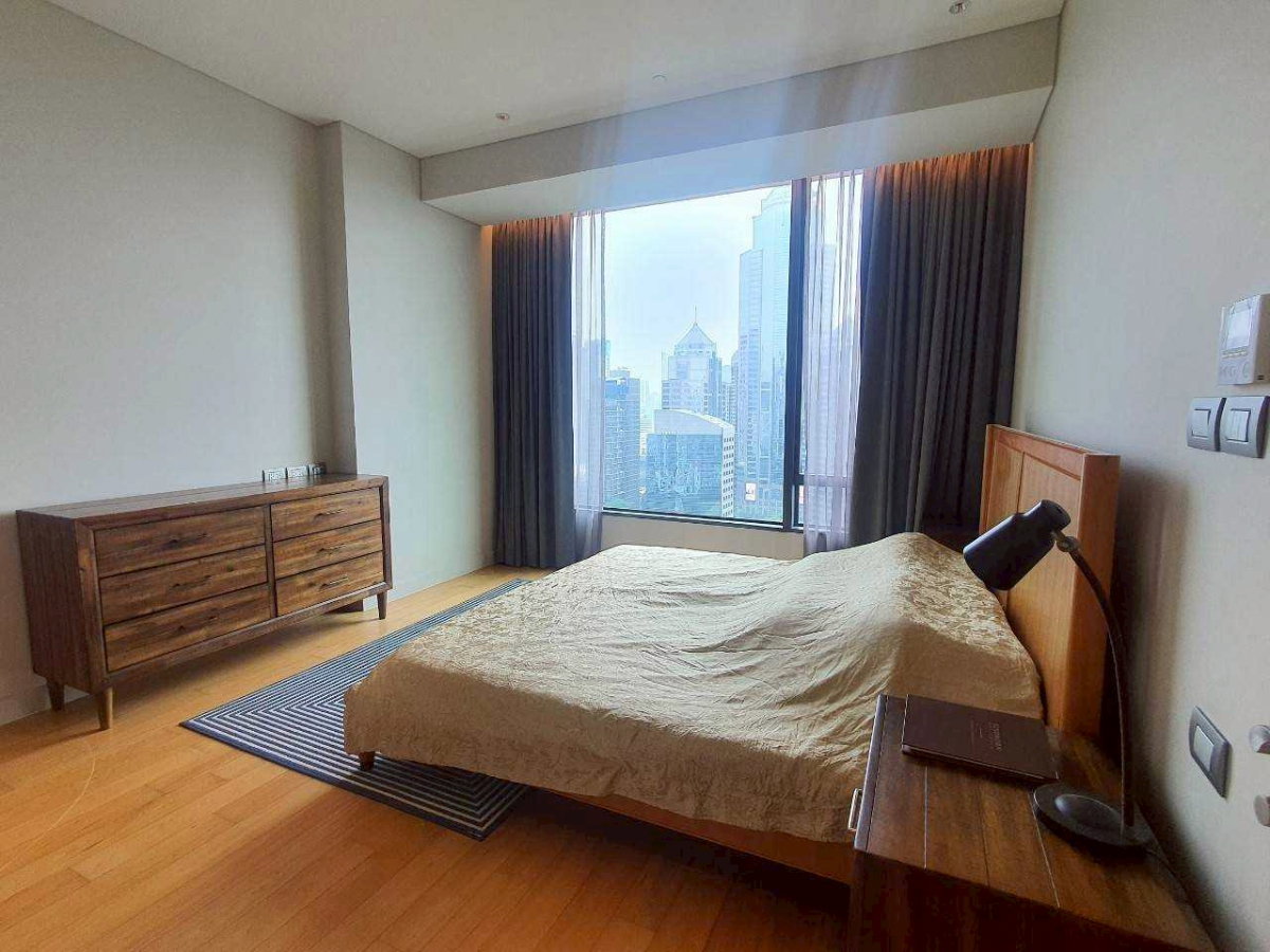 รูป เช่า Sindhorn Residence✨ 2Bed Duplex (99ตรม.) วิวสวนลุม 🌳 เลย์เอาท์เหมือนบ้าน ทำเลหลังสวน-ชิดลม Rare Item นานๆ หลุดที!📍 100k/ด. ว่างพร้อมอยู่🔑 - รูปที่ 4/11