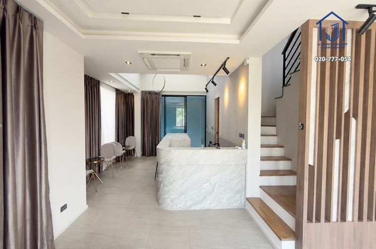 3-bed home office for sale, 302 sqm, 43 sq wah, BRITTON Ladprao 41